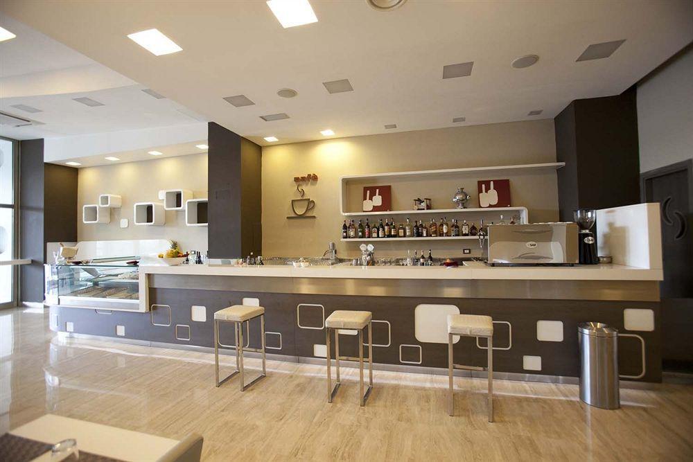 Rolling Hotel Casoria Ngoại thất bức ảnh