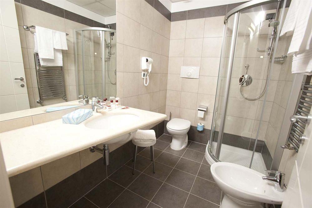 Rolling Hotel Casoria Ngoại thất bức ảnh