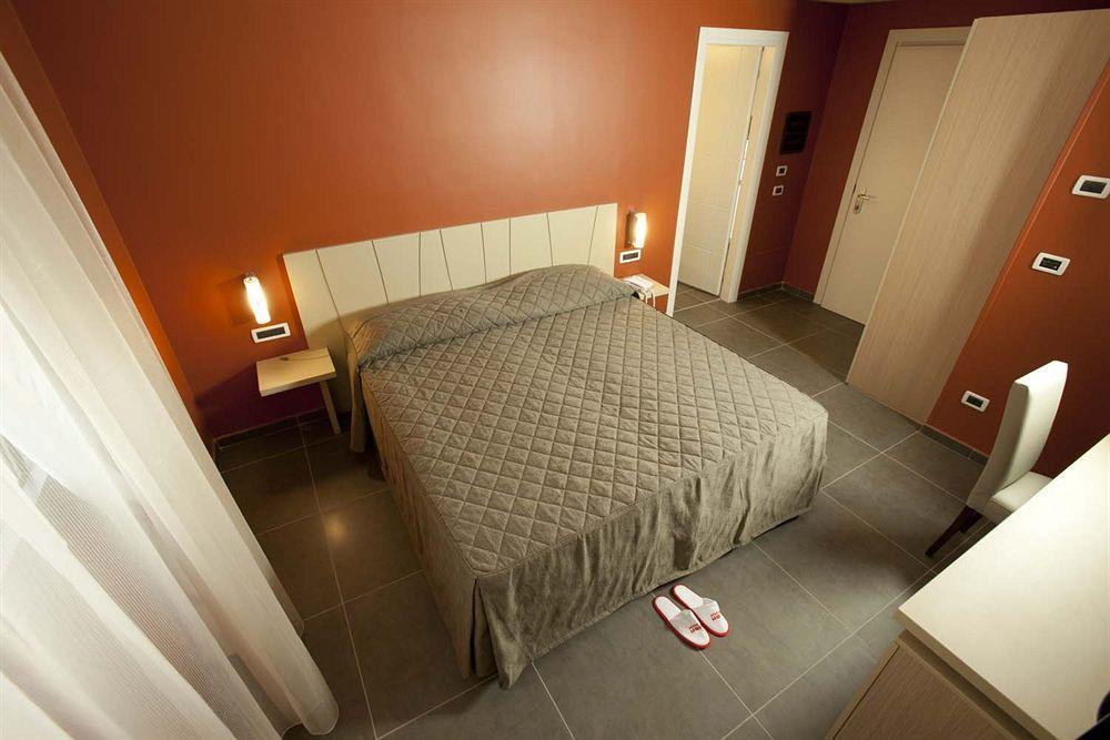 Rolling Hotel Casoria Ngoại thất bức ảnh
